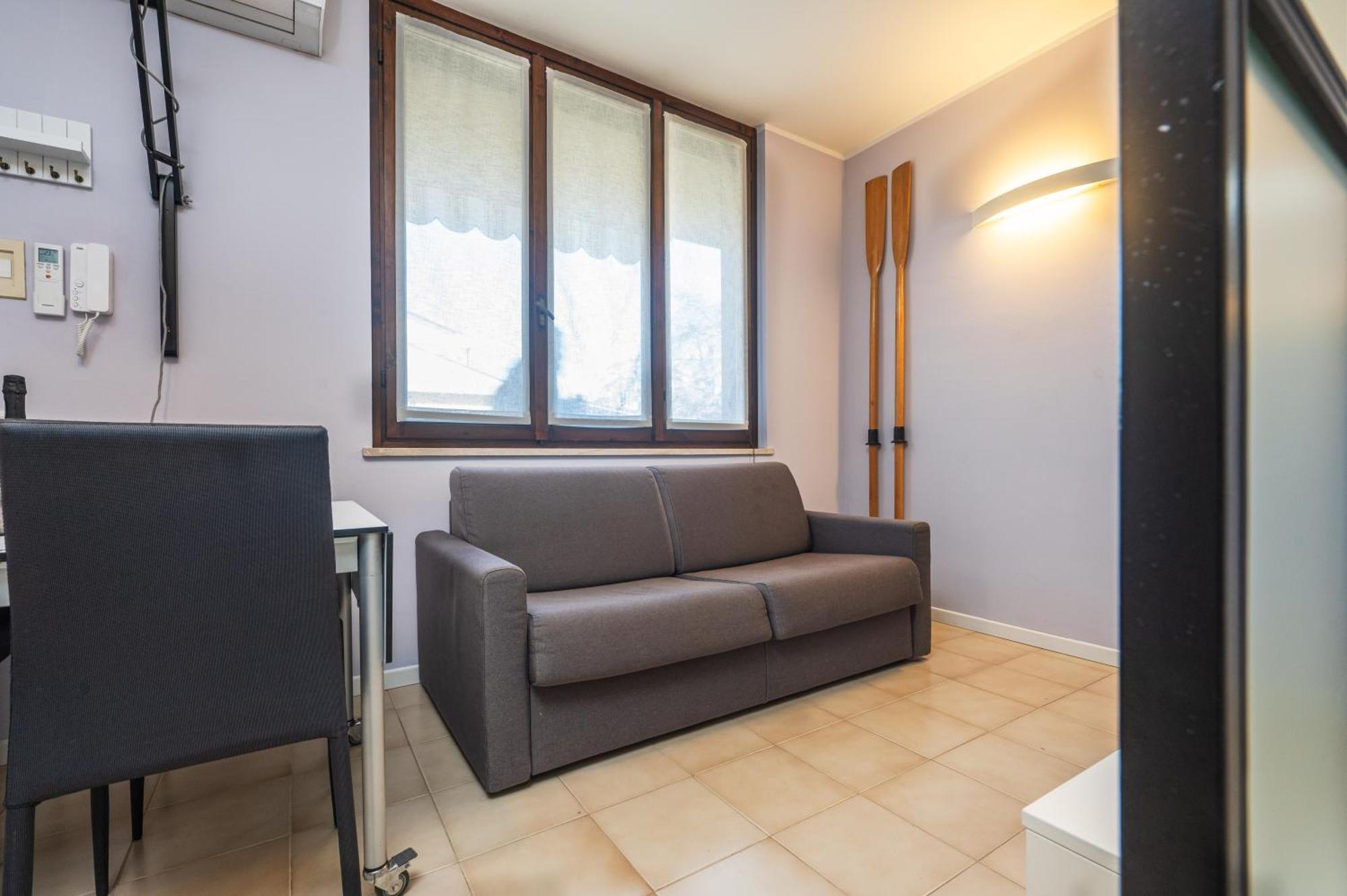 Casa Lugana 9 - Monolocale Con Piscina Fronte Lago Sirmione Dış mekan fotoğraf